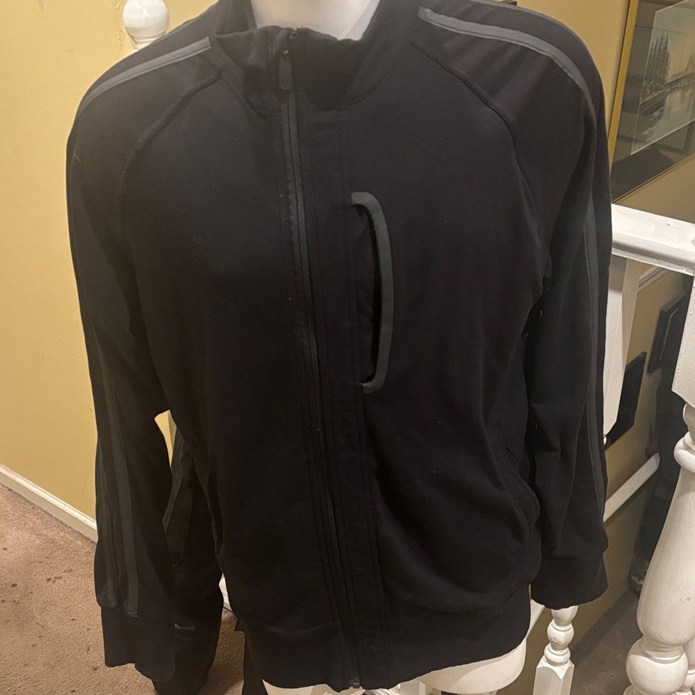 lululemon athletica Men's Black Windbreaker
